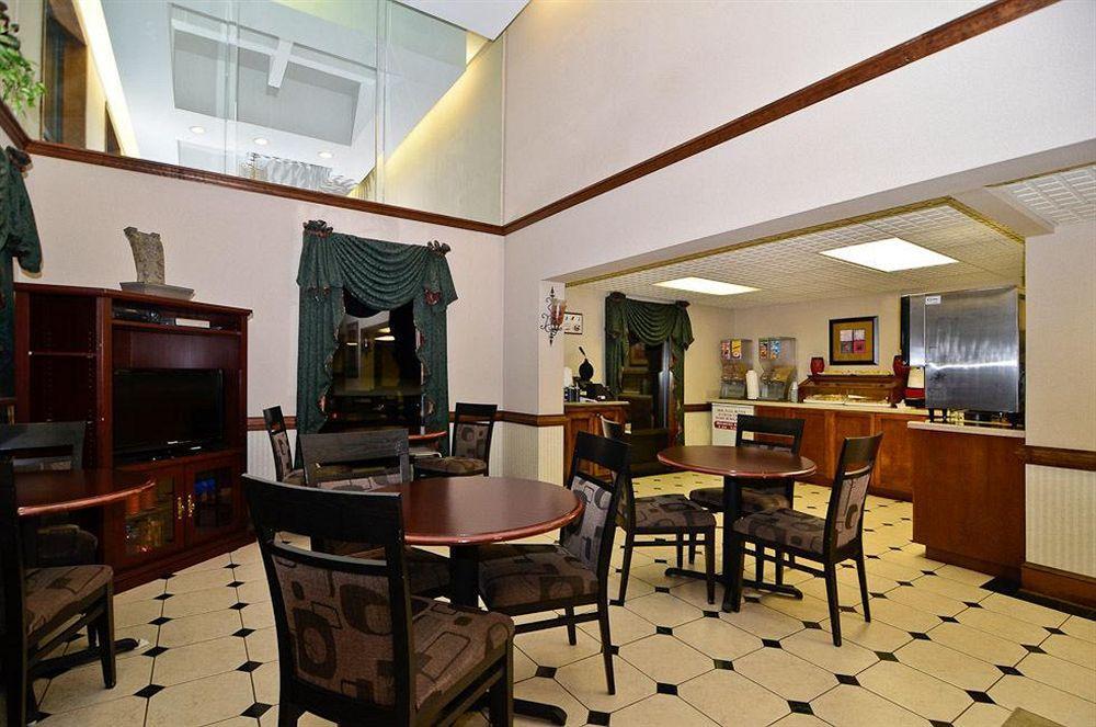 Quality Inn & Suites Atlanta Stone Mountain Étterem fotó