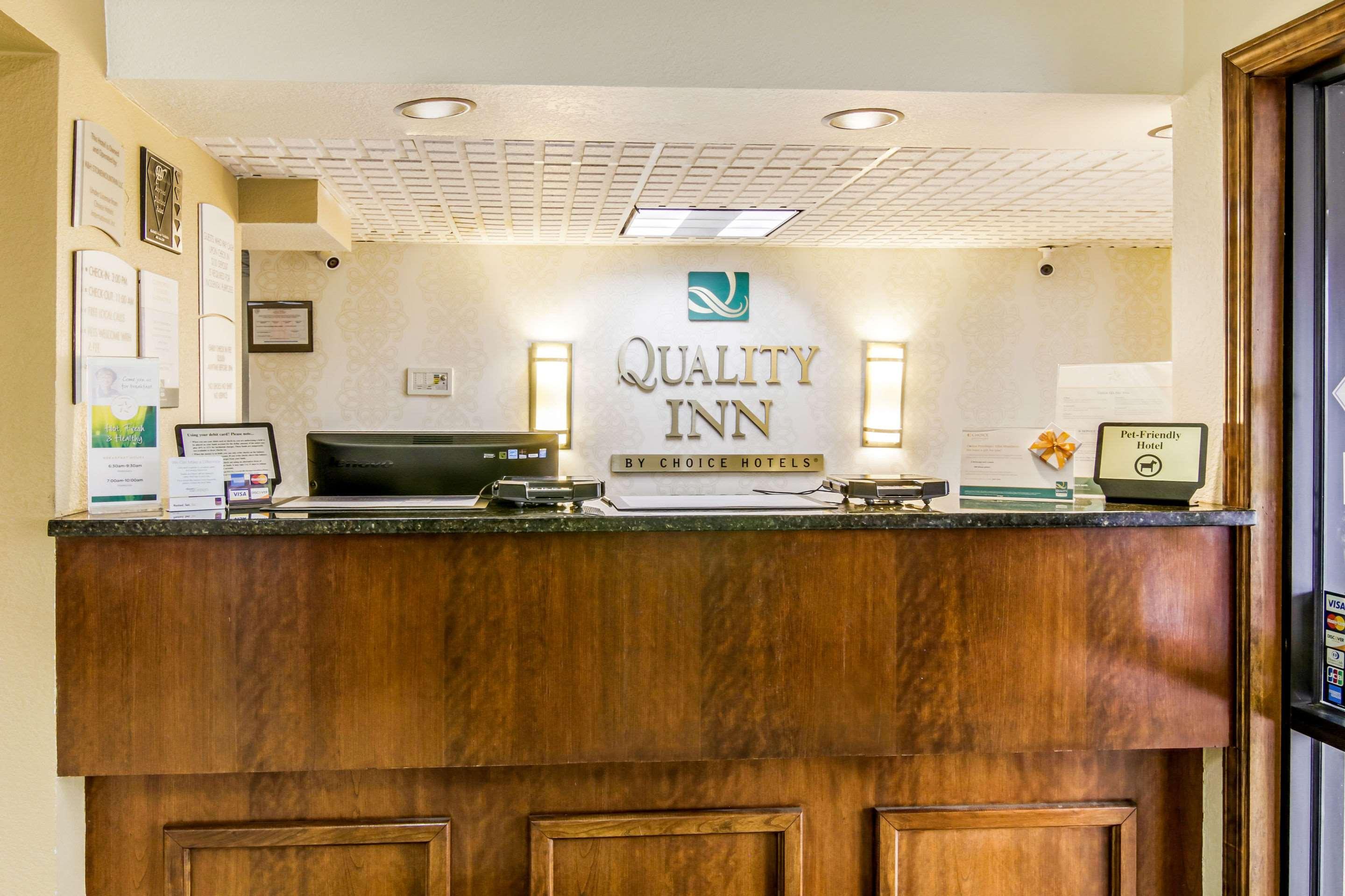 Quality Inn & Suites Atlanta Stone Mountain Kültér fotó