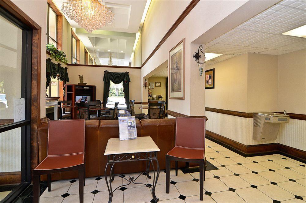 Quality Inn & Suites Atlanta Stone Mountain Kültér fotó